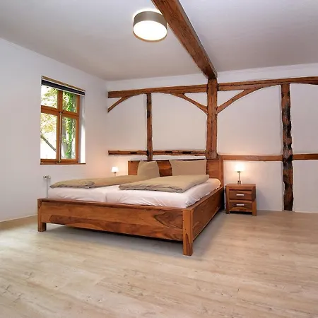 Zum Alten Krug Naumbourg Extérieur photo