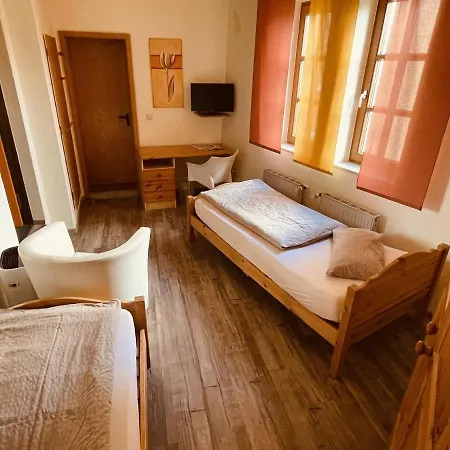 Zum Alten Krug Naumbourg Extérieur photo