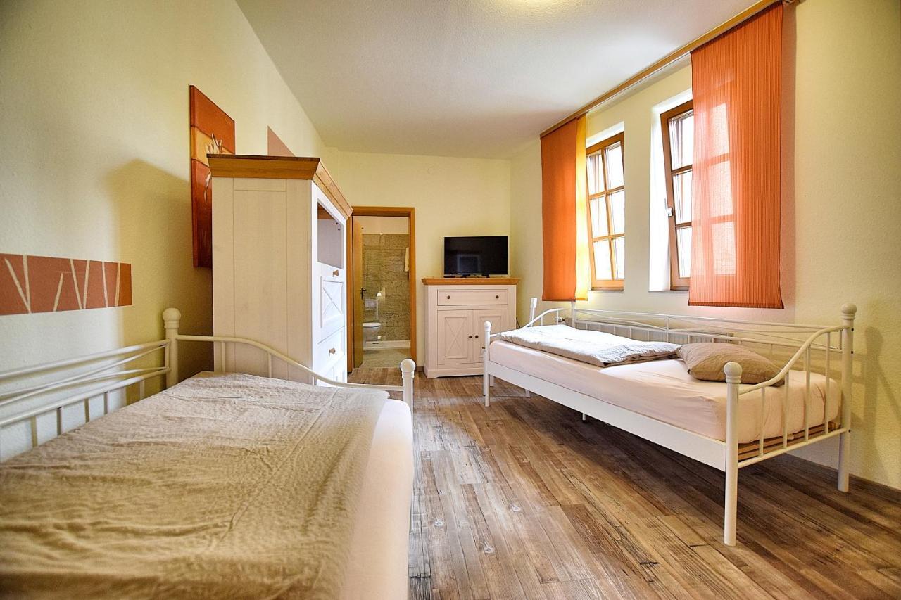 Zum Alten Krug Hotel